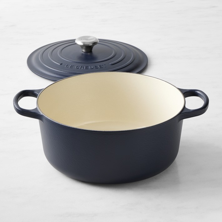 https://assets.wsimgs.com/wsimgs/ab/images/dp/wcm/202326/0029/le-creuset-signature-enameled-cast-iron-round-oven-o.jpg