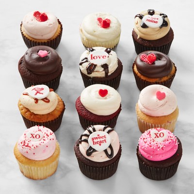 Georgetown Cupcake Valentine's Day Cupcakes in Heart Box | Online Baked ...