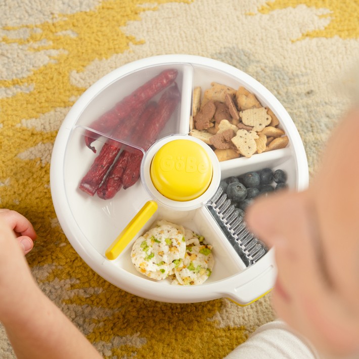 Snack spinner for the win 🤩 #toddlersnacks