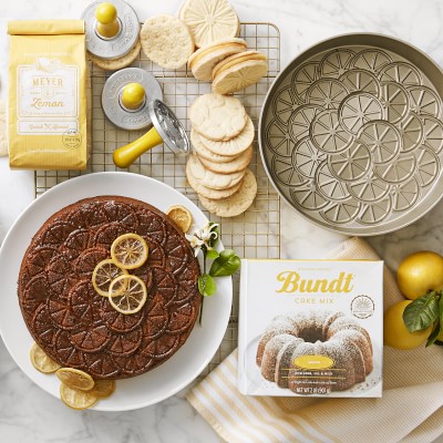 Elite Cuisine Bundt Cake Maker