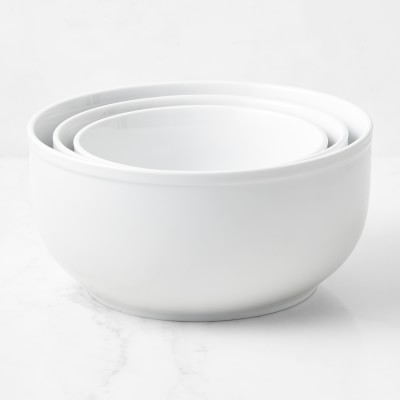 Williams Sonoma Swiss Dot Ceramic Mixing Bowl with Pour Spout