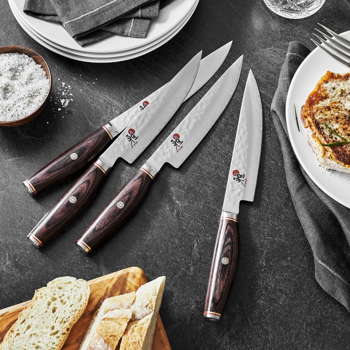 Beautiful 4-piece Forged, Micro-Serrated Kitchen Steak Knife Set in White 