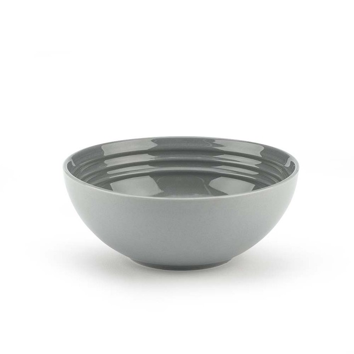 https://assets.wsimgs.com/wsimgs/ab/images/dp/wcm/202330/0381/le-creuset-vancouver-cereal-bowls-set-of-4-2-o.jpg