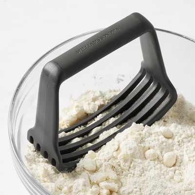 Last Confection Pastry Blender Dough Cutter - Soft Grip Handle & Stainless  Steel Blades - Professional Flour Mixer for Pasta, Pie Crust and Cake