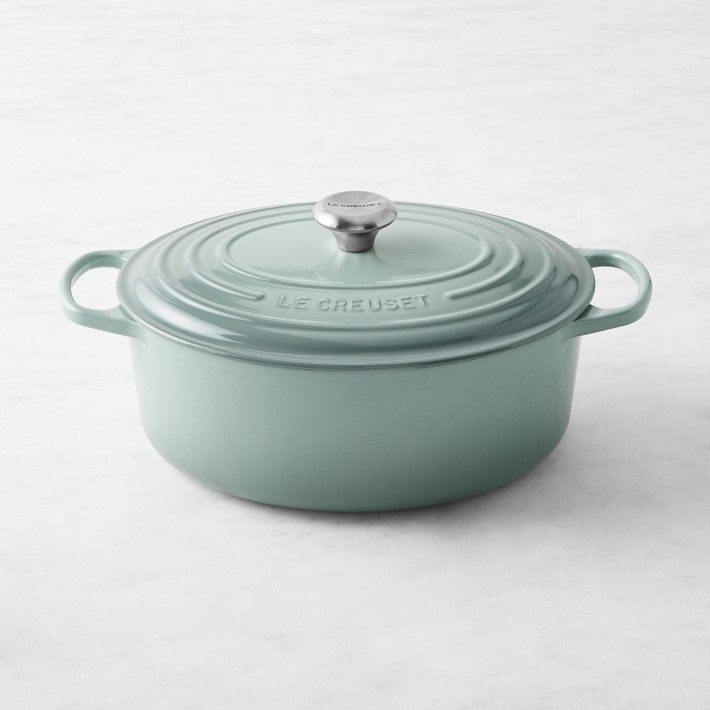 Le Creuset Signature Enameled Cast Iron Oval Dutch Oven, 6 3/4 Qt.