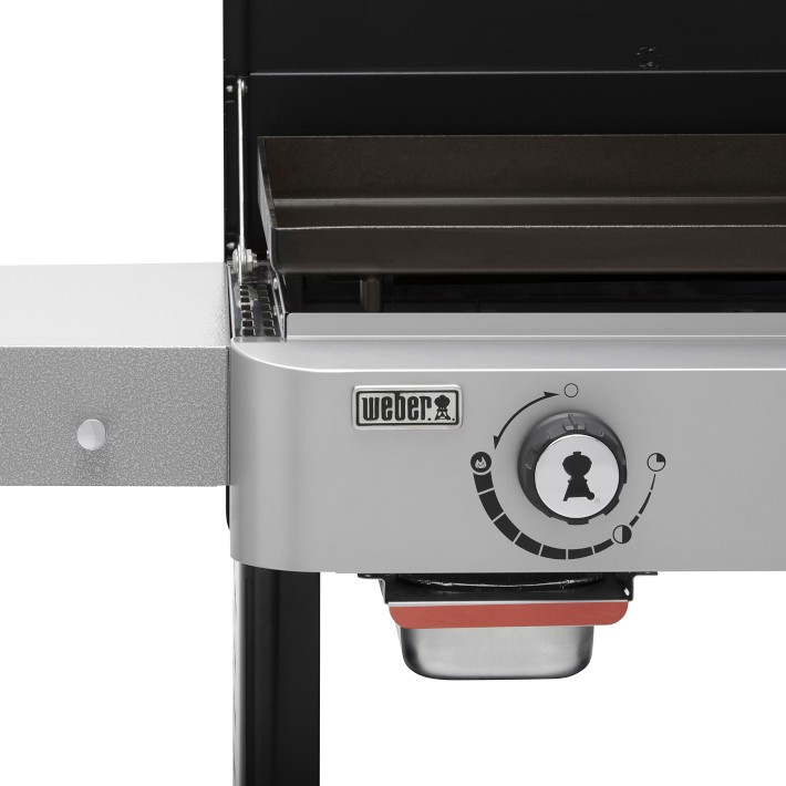 https://assets.wsimgs.com/wsimgs/ab/images/dp/wcm/202334/0211/weber-griddle-g36-lp-gas-grill-3-o.jpg