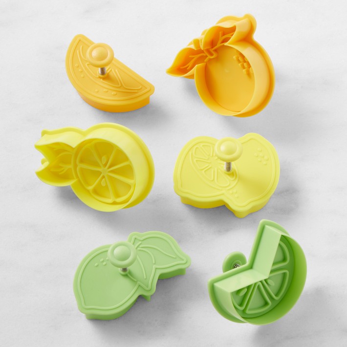 https://assets.wsimgs.com/wsimgs/ab/images/dp/wcm/202335/0020/williams-sonoma-citrus-impression-cookie-cutters-set-of-6-o.jpg