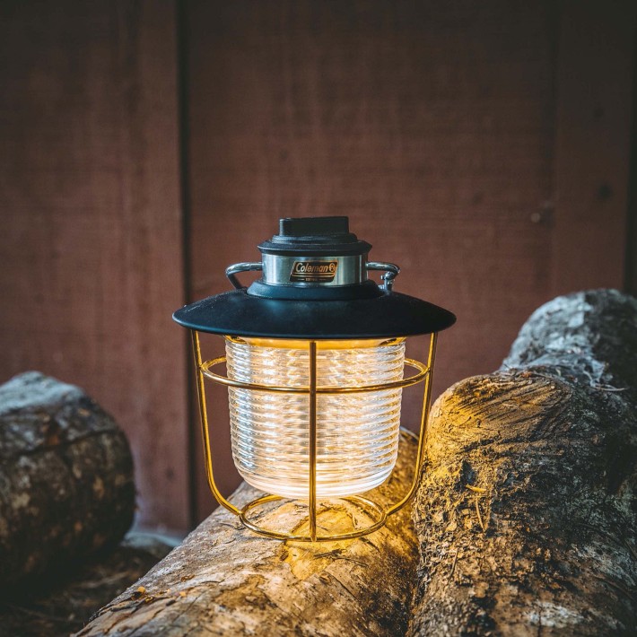 Coleman 1900 Collection 200 Lumen Lantern