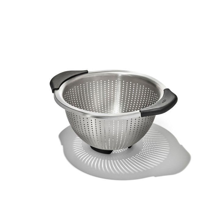 5 quart mixing bowl and colander set with grater attachments (6 piece set)