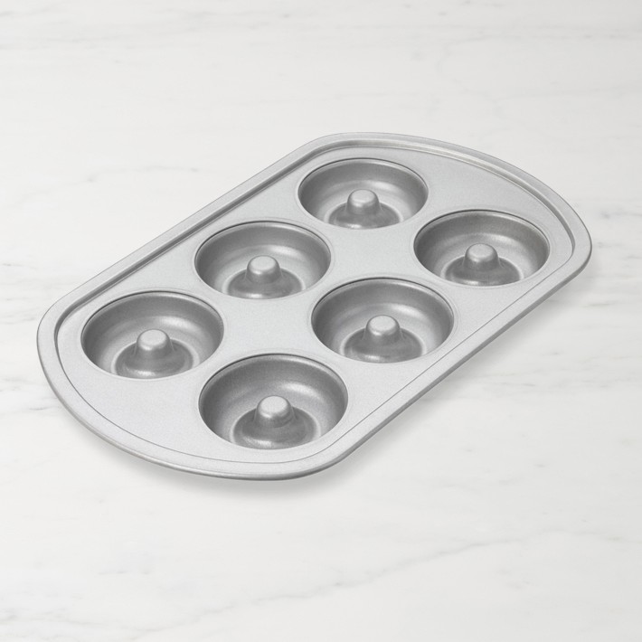Large Foil Tray Bake Containers with Free Disposable Piping Bag