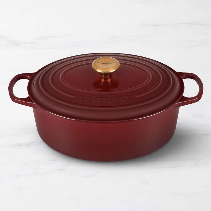 Le Creuset 6.75-Quart Signature Enameled Cast Iron Oval Dutch Oven
