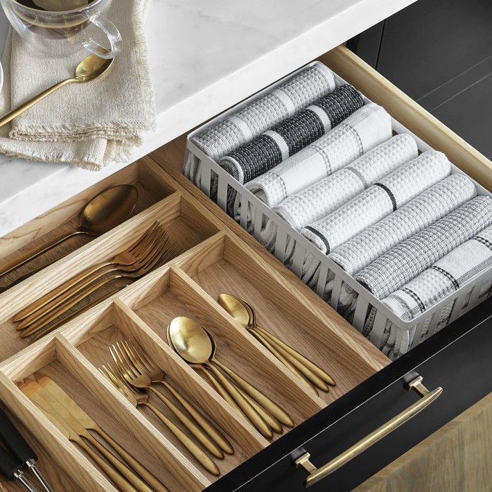 Velo Flatware Set in Brushed Gold | Parachute