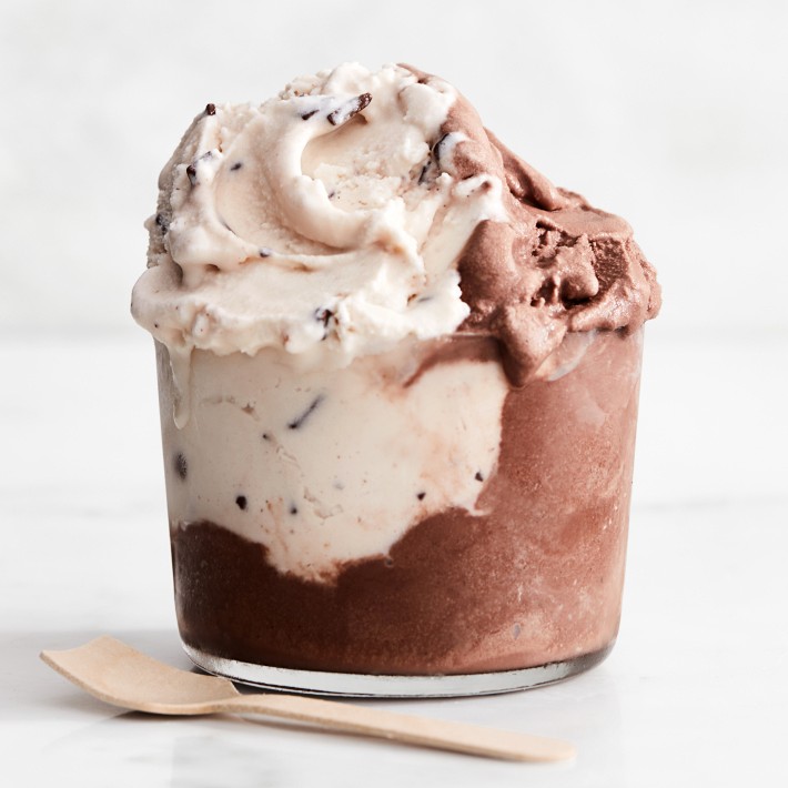 https://assets.wsimgs.com/wsimgs/ab/images/dp/wcm/202339/0017/williams-sonoma-gelato-starter-stracciatella-o.jpg