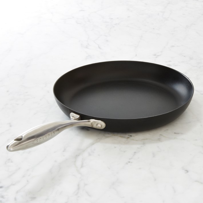 Calphalon Contemporary Nonstick 12-Inch Omelet Pan (scratches) (Loose  Handle)