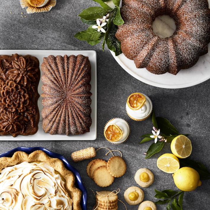 Nordic Ware  Santa's Sleigh Loaf Pan — Athens Cooks