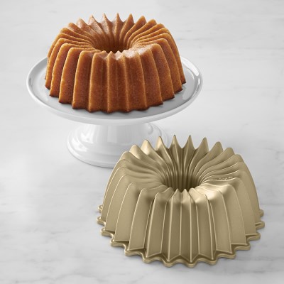 Williams Sonoma Nordic Ware Nonstick Cast Aluminum Small Anniversary Bundt® Cake  Pan