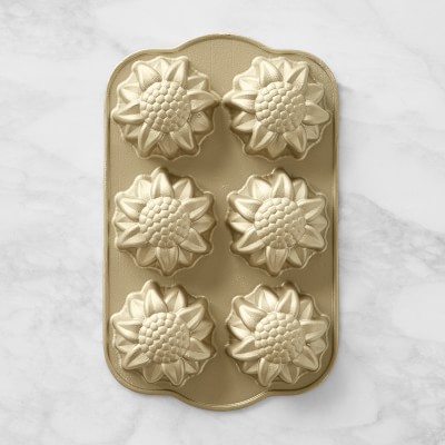 https://assets.wsimgs.com/wsimgs/ab/images/dp/wcm/202340/0111/nordic-ware-sunflower-cakelet-pan-m.jpg