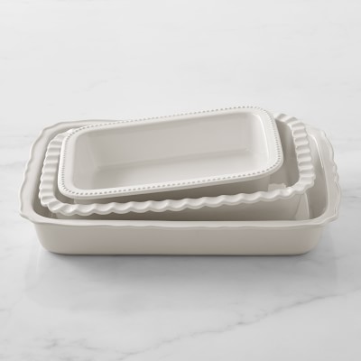 https://assets.wsimgs.com/wsimgs/ab/images/dp/wcm/202340/0125/williams-sonoma-stoneware-rectangular-bakers-set-of-3-m.jpg