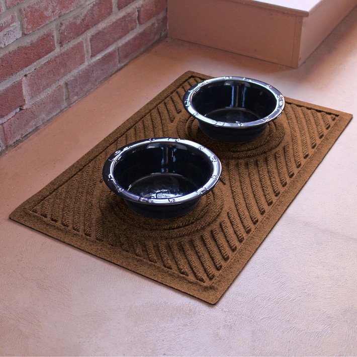 Bungalow Flooring Dog Bowl Wave 18 in. x 27 in. Bluestone Pet Polyester Pet Mat