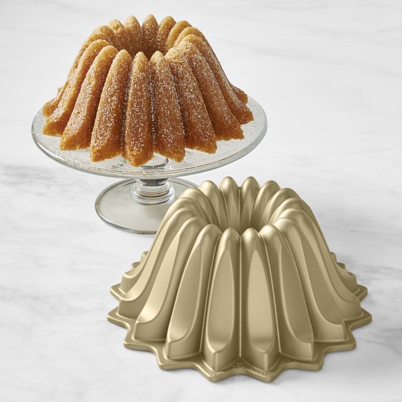 Nordic Ware Non-Stick Round Lotus Bundt Cake Pan & Reviews