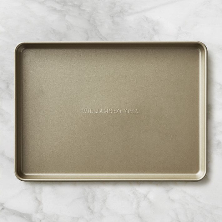 Product Review: Williams-Sonoma Nonstick Goldtouch Half Sheet Pan