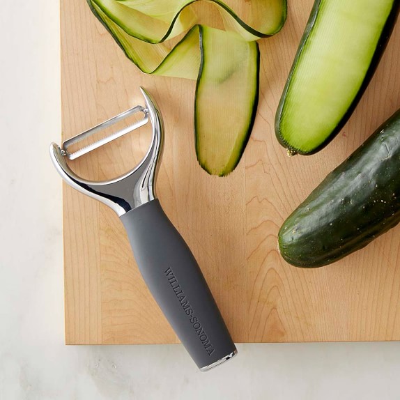 Williams Sonoma Serrated Swivel Peeler