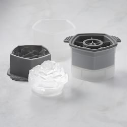 Williams Sonoma Star Wars™ Darth Vader Etched Glasses & Ice Molds Set