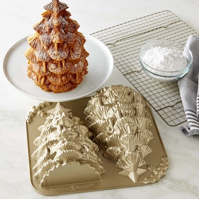 Nordic Ware William Sonoma Large Holiday Christmas Tree Cake Pan