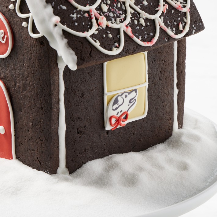 Williams Sonoma Gingerbread House Kit