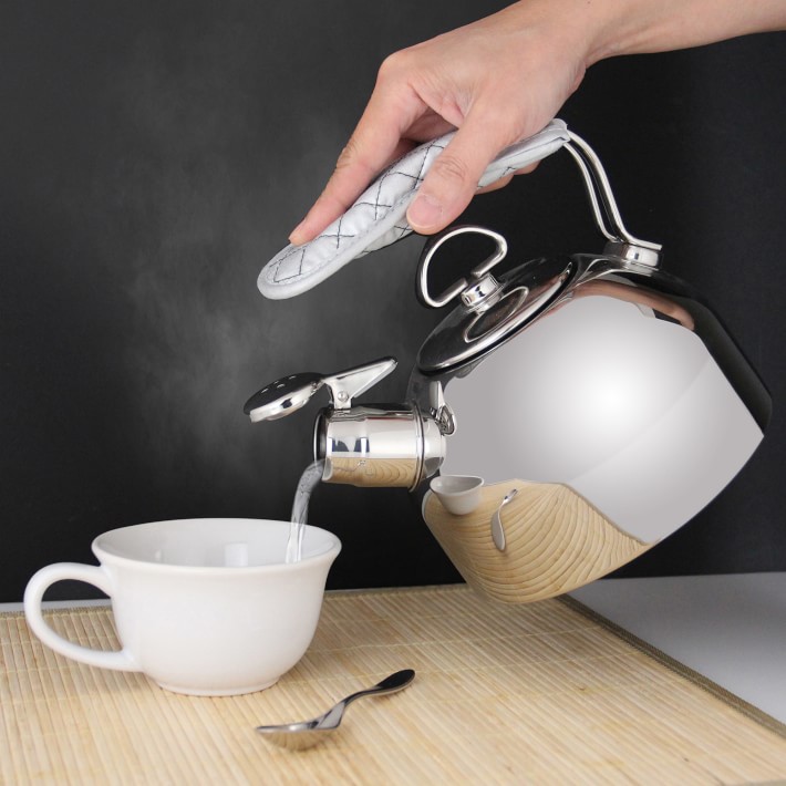 Whistling Kettle Sound Kettle Traveling Teapot Kettle with Wooden Handle  for Boiling Water for Tea , Light Green