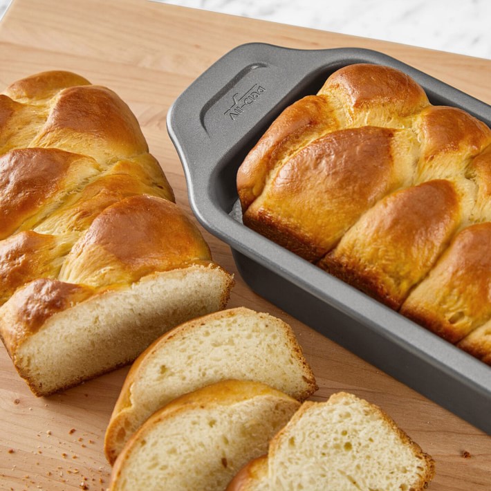 Williams Sonoma USA Pan Nonstick Strapped Loaf Pan