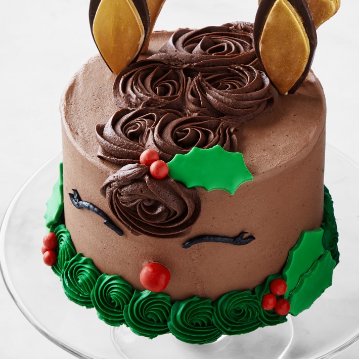 Christmas Reindeer Cake Tutorial To Help You Sleigh the Holidays - XO,  Katie Rosario