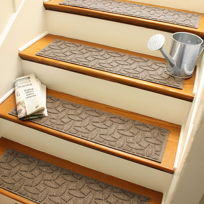 https://assets.wsimgs.com/wsimgs/ab/images/dp/wcm/202343/0027/waterhog-elipse-stair-tread-mats-set-of-4-3-o.jpg