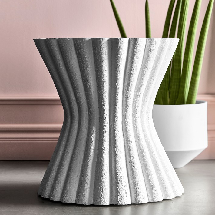 Gesso Scallop Side Table