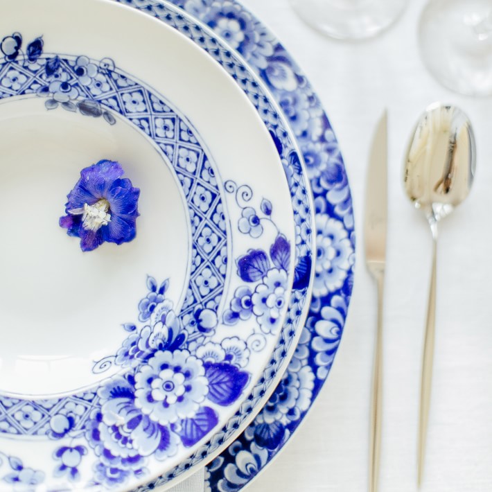 Williams Sonoma Blue Ming Dinner Plates, Set of 4