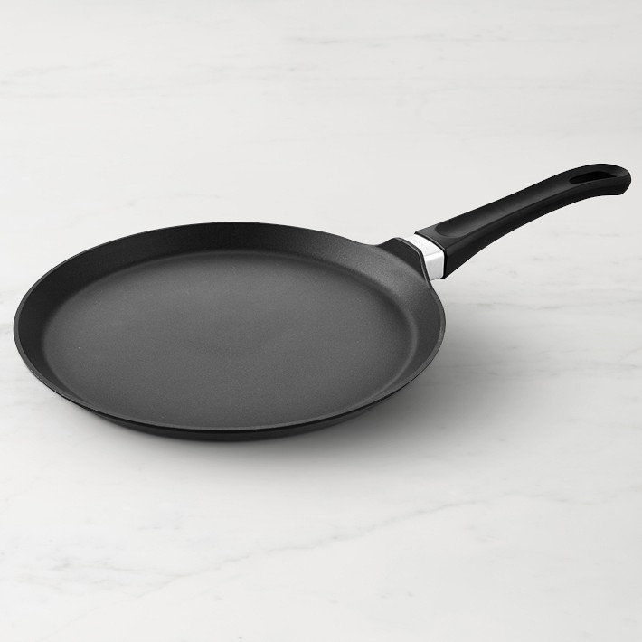 SCANPAN® Classic Nonstick Omelette & Crepe Pan, 10