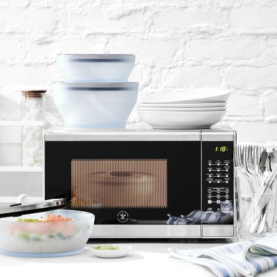https://assets.wsimgs.com/wsimgs/ab/images/dp/wcm/202346/0006/anyday-microwave-cookware-the-everyday-set-m.jpg