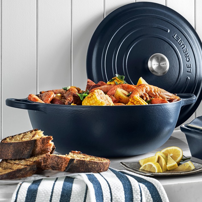 Le Creuset Enameled Cast Iron Chef's Oven with Glass Lid, 7.5 qt