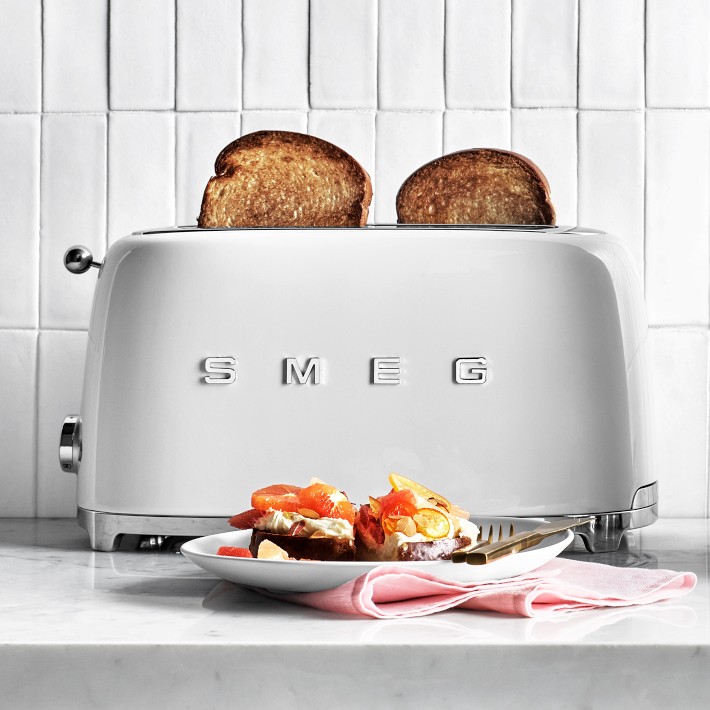 Grille-pain Toaster Smeg TSF02CREU - Crème - Chardenon Équipe votre maison