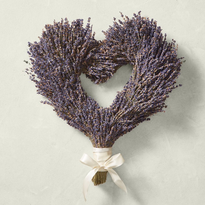 Lavender Heart Live Wreath