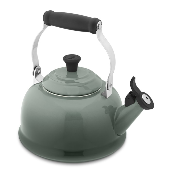 Le Creuset Classic Whistling Tea Kettle