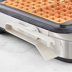 Williams Sonoma Dash Mini Gingerbread Waffle Maker