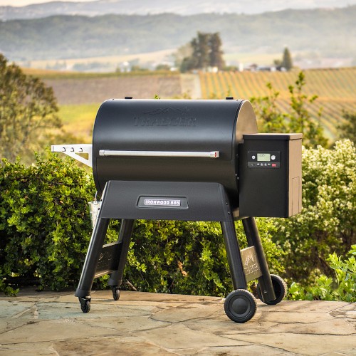 Traeger Ironwood 885 Grill, White Glove Delivery