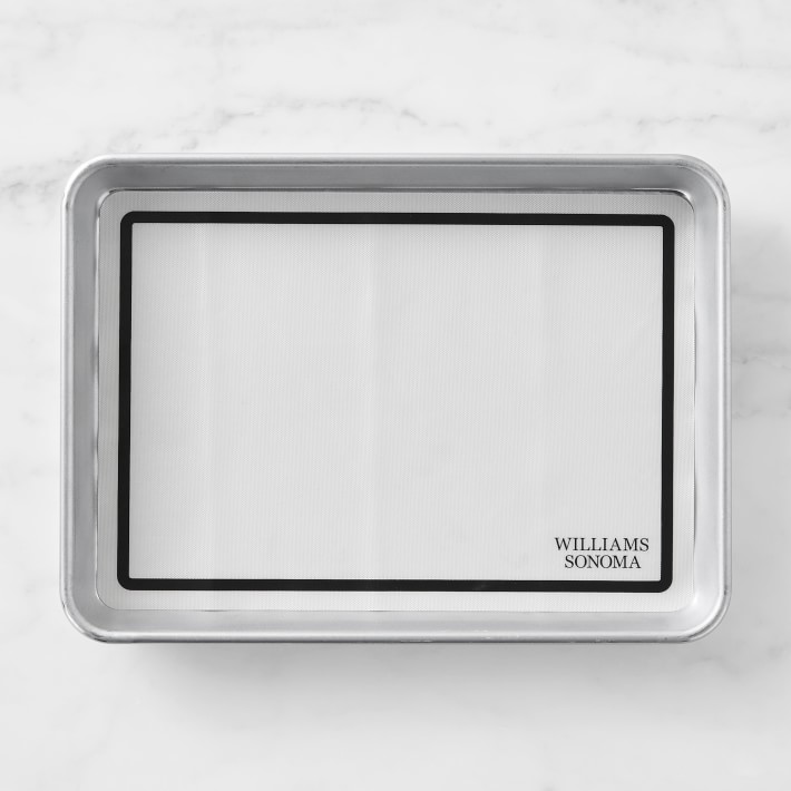 Williams Sonoma Traditionaltouch&#8482; Quarter Sheet Pan with Nonstick Mat