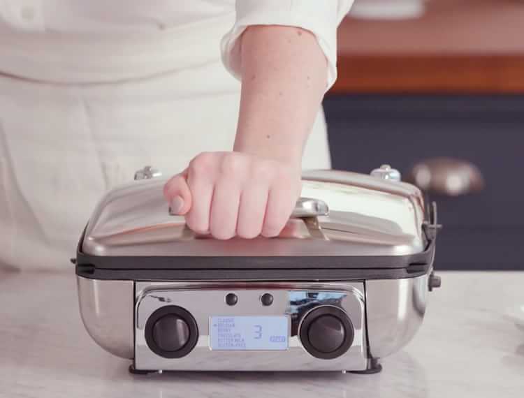 All Clad 4Slice Digital Gourmet Waffle Maker with Removable Plates