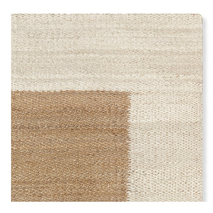 Natural Bordered Rug Swatch