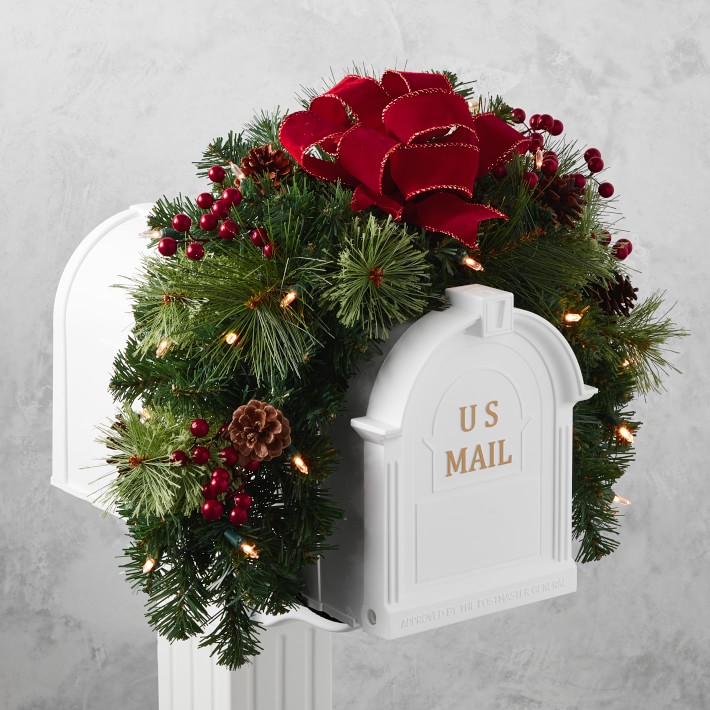 Classic Greenery Faux Mailbox Swag | Williams Sonoma