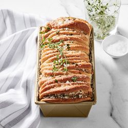 Williams Sonoma Goldtouch® Pro Nonstick Loaf Pan