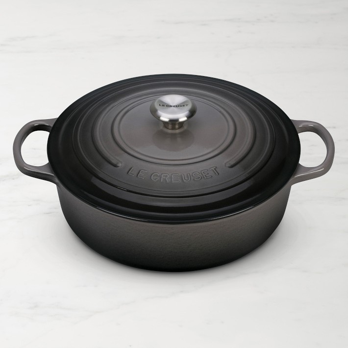 Le Creuset Dutch Oven, 6 3/4-Qt. Signature Enameled Cast Iron Round Wide Dutch Oven, 6 3/4-Qt.
