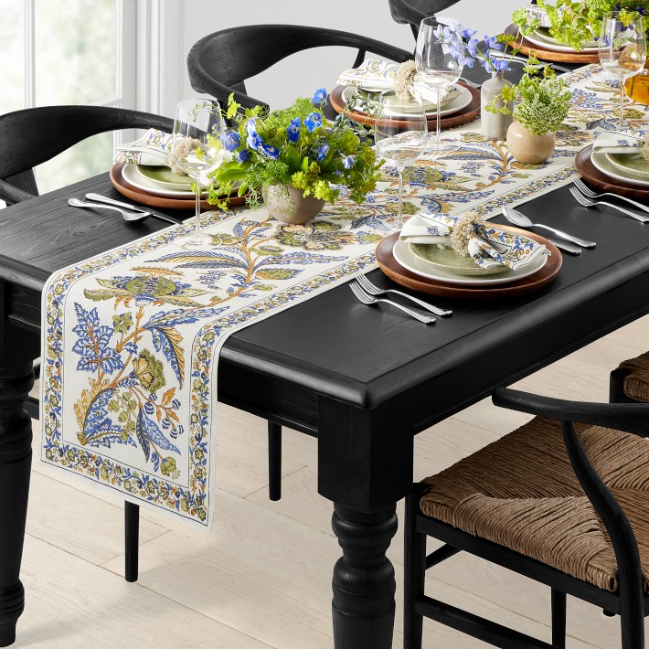 Provençal Table Runner, 16" X 108", Pomegranate